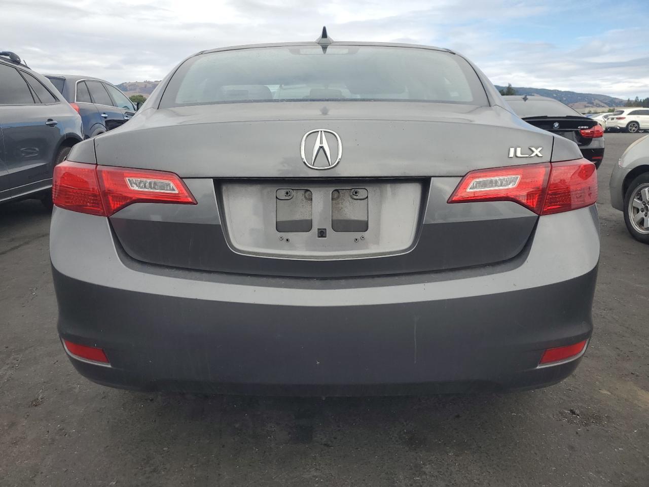 2013 ACURA ILX
