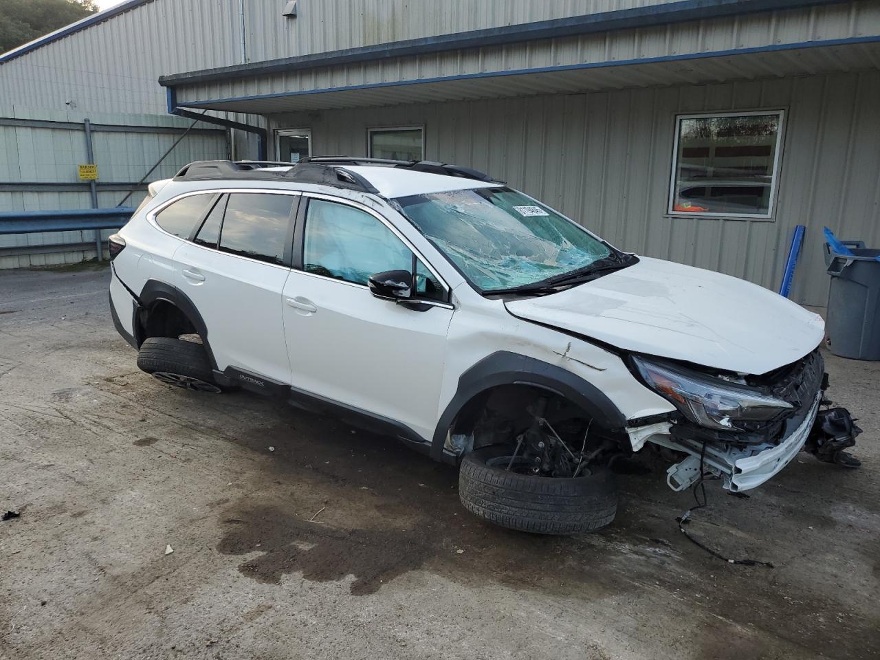 2023 SUBARU Outback