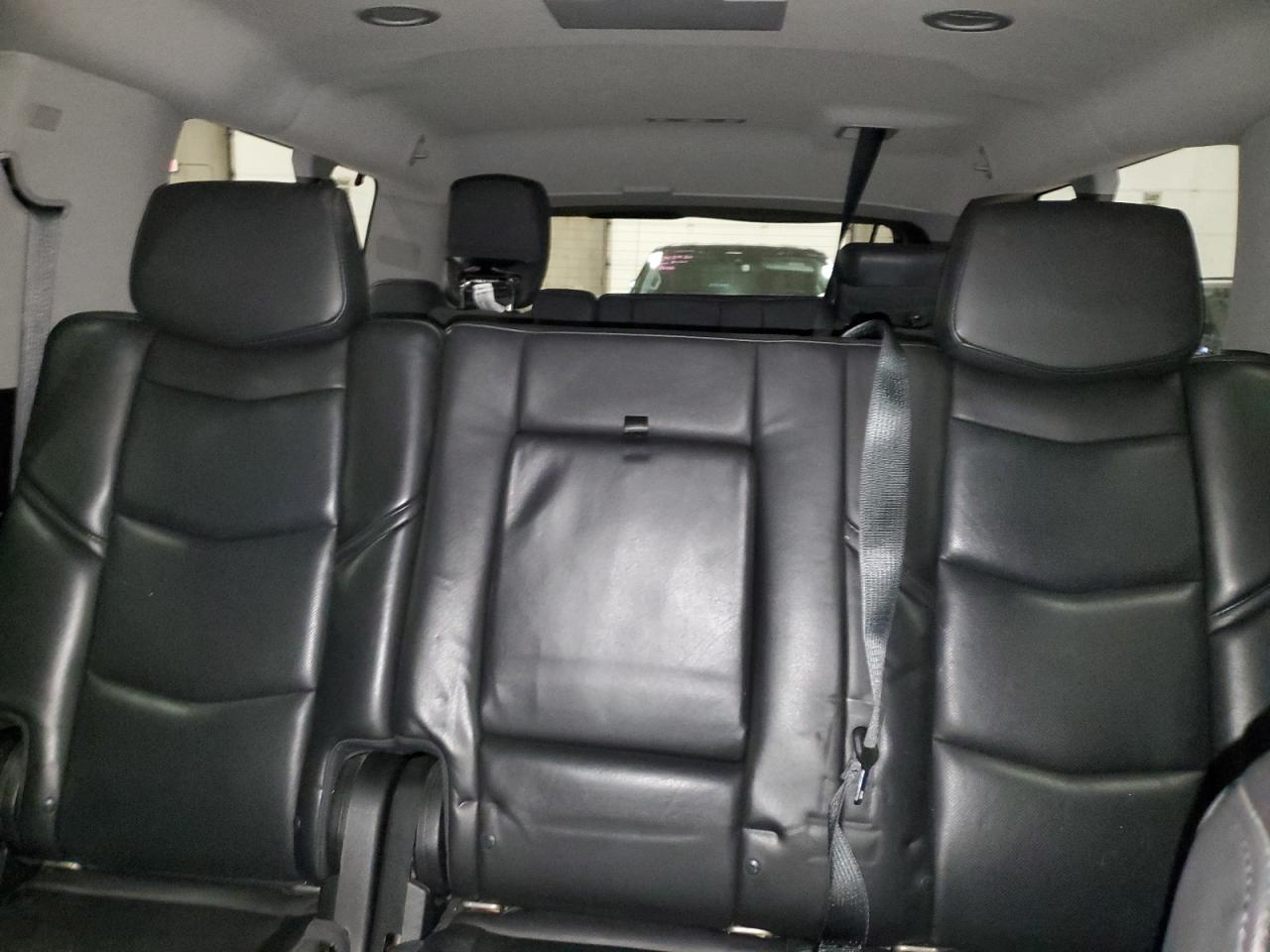 2018 CADILLAC Escalade ESV