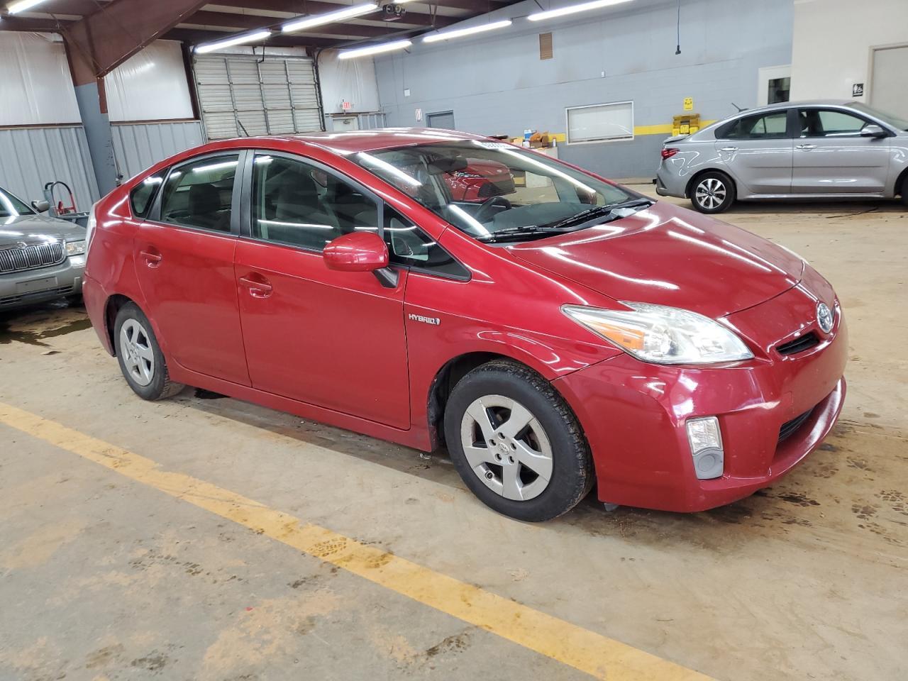 2011 TOYOTA PRIUS