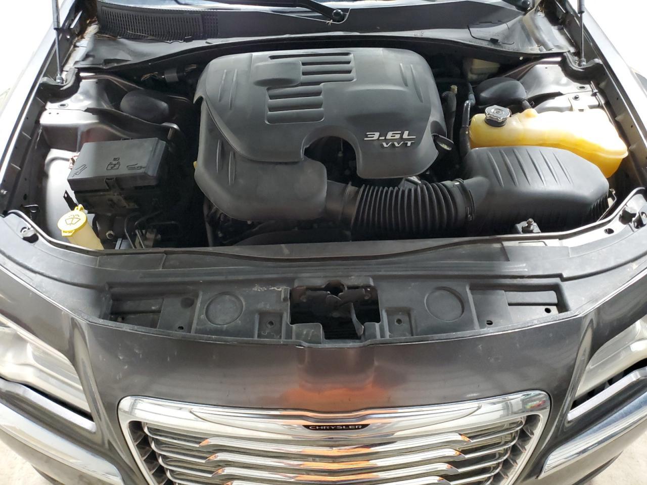 2014 CHRYSLER 300