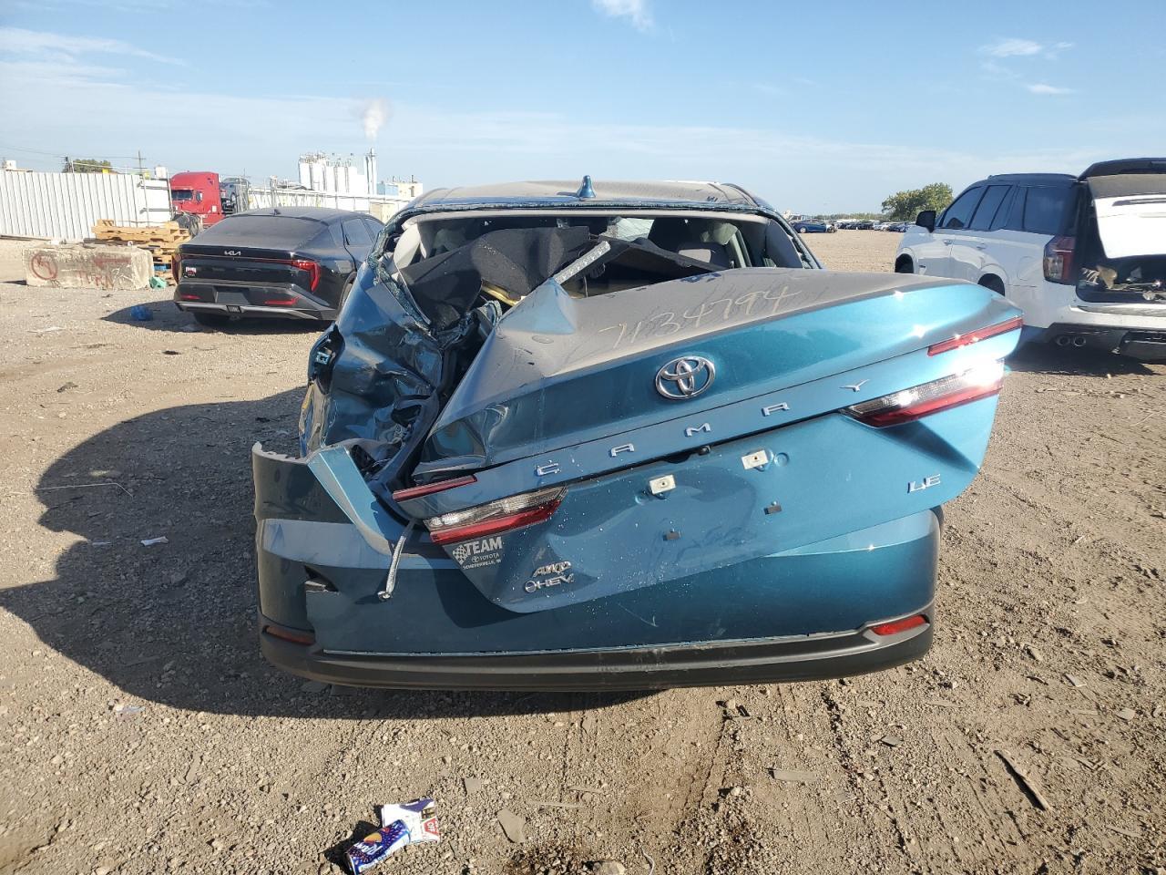 2025 TOYOTA CAMRY