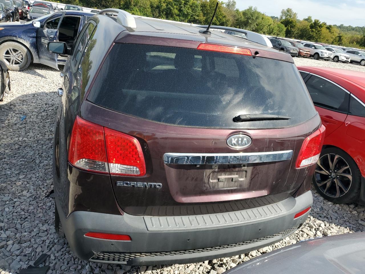 2011 KIA SORENTO