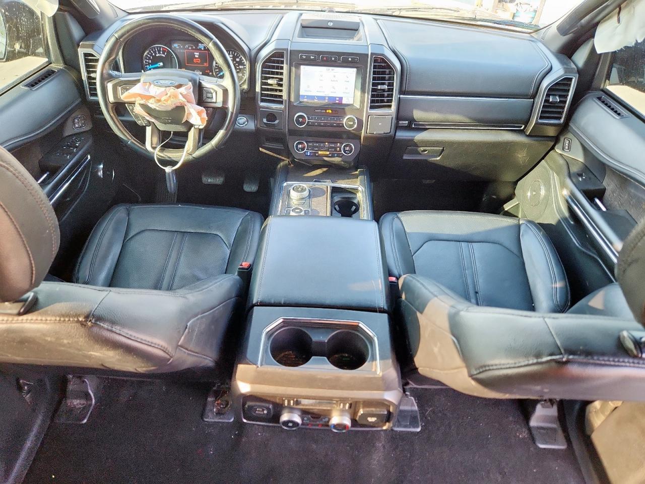 2021 FORD Expedition
