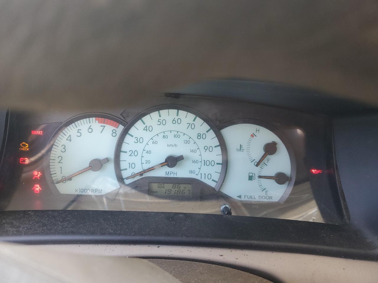 2004 TOYOTA COROLLA