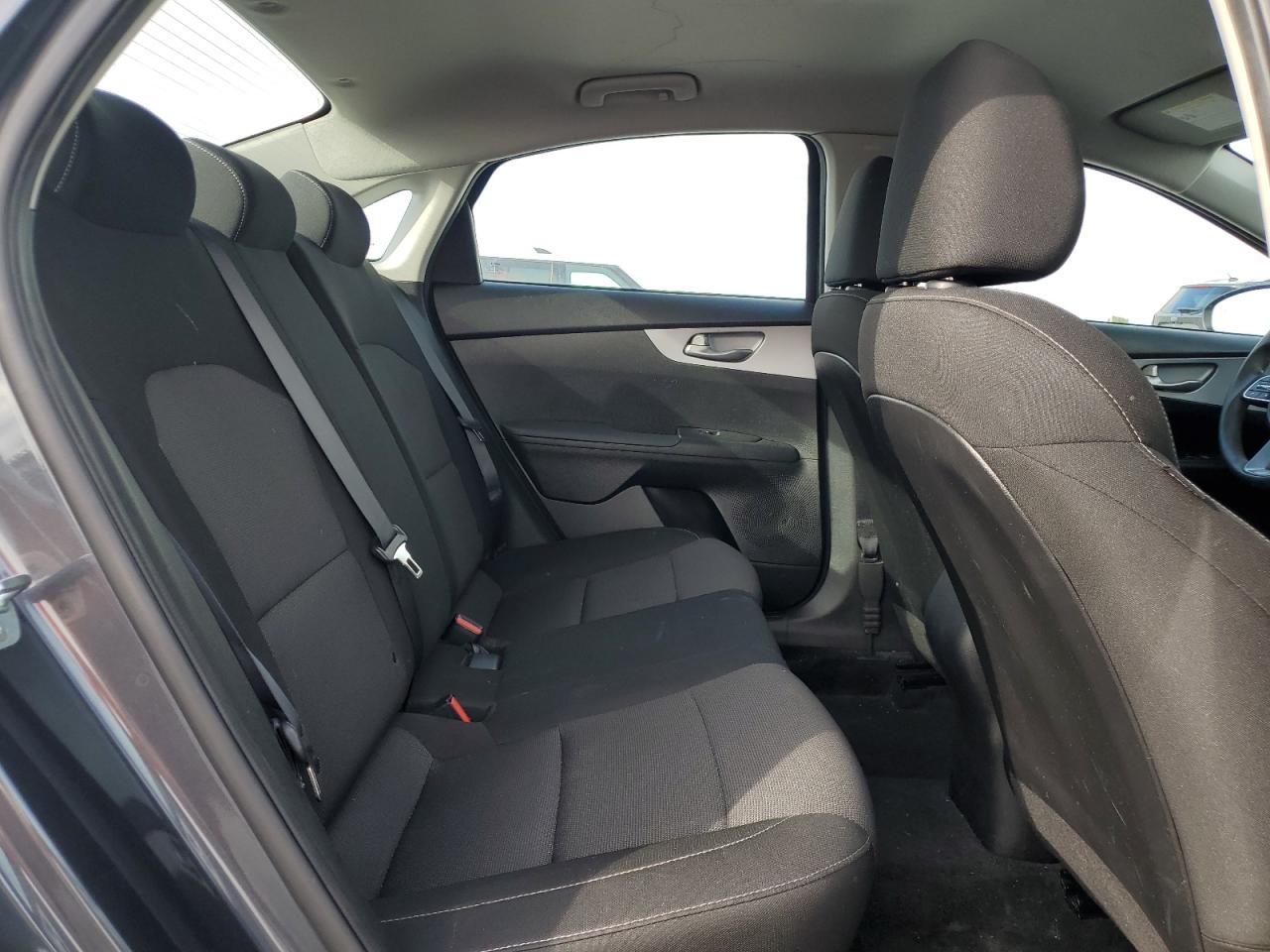 2023 KIA FORTE