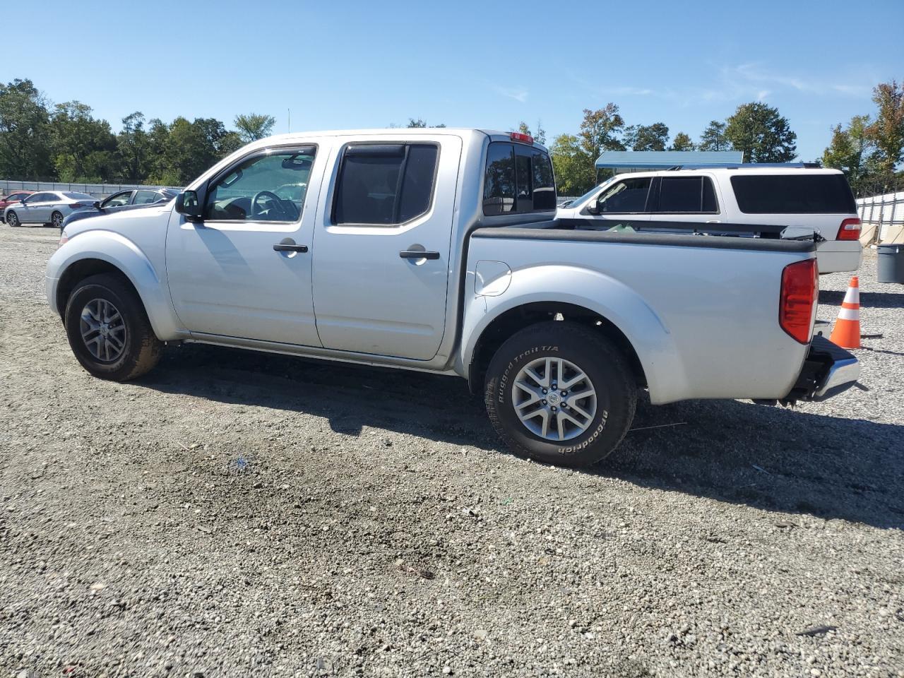 2015 NISSAN Frontier