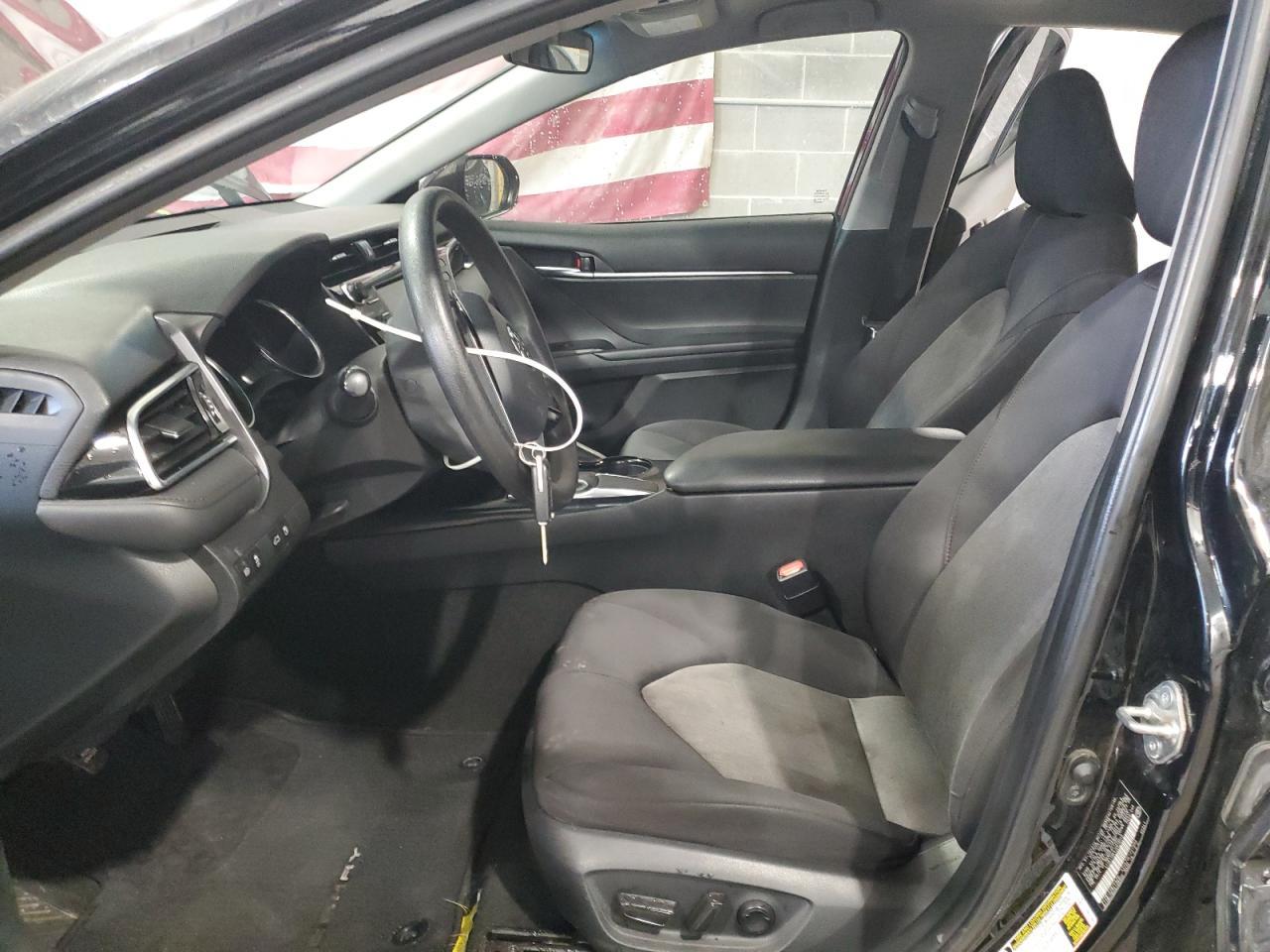 2018 TOYOTA CAMRY