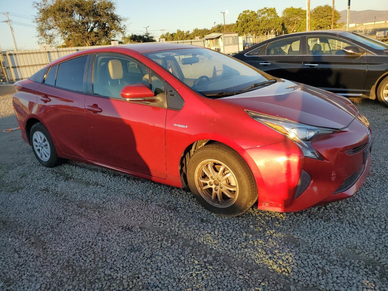 2016 TOYOTA PRIUS