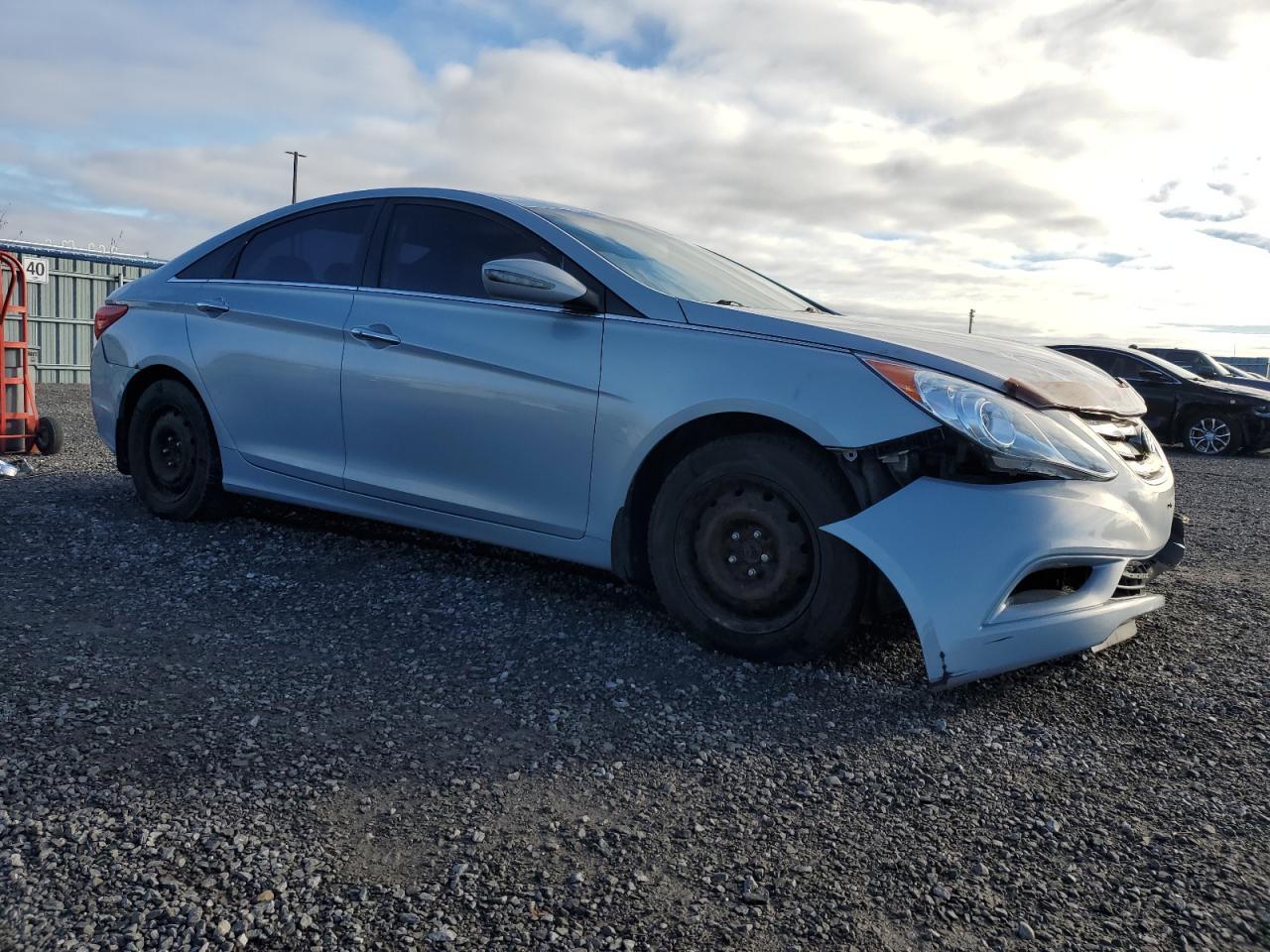 2011 HYUNDAI SONATA