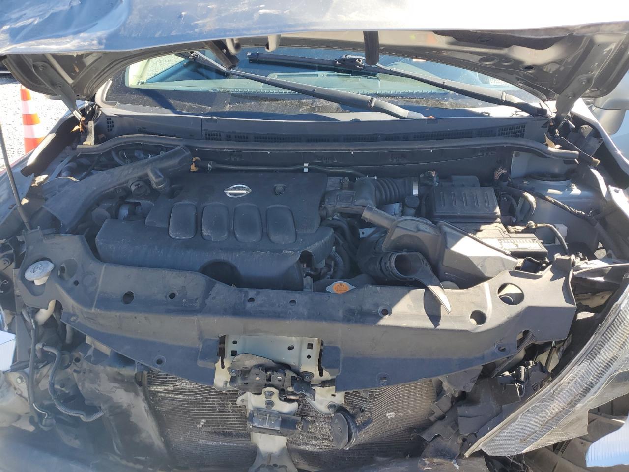 2011 NISSAN VERSA