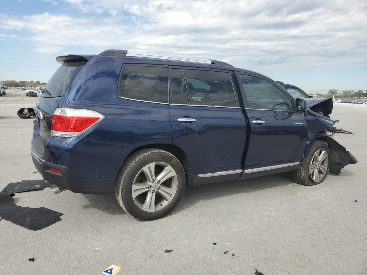 2012 TOYOTA HIGHLANDER