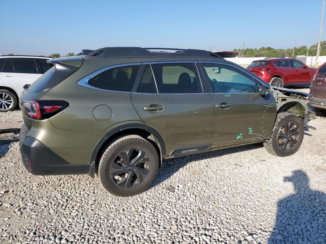 2021 SUBARU Outback