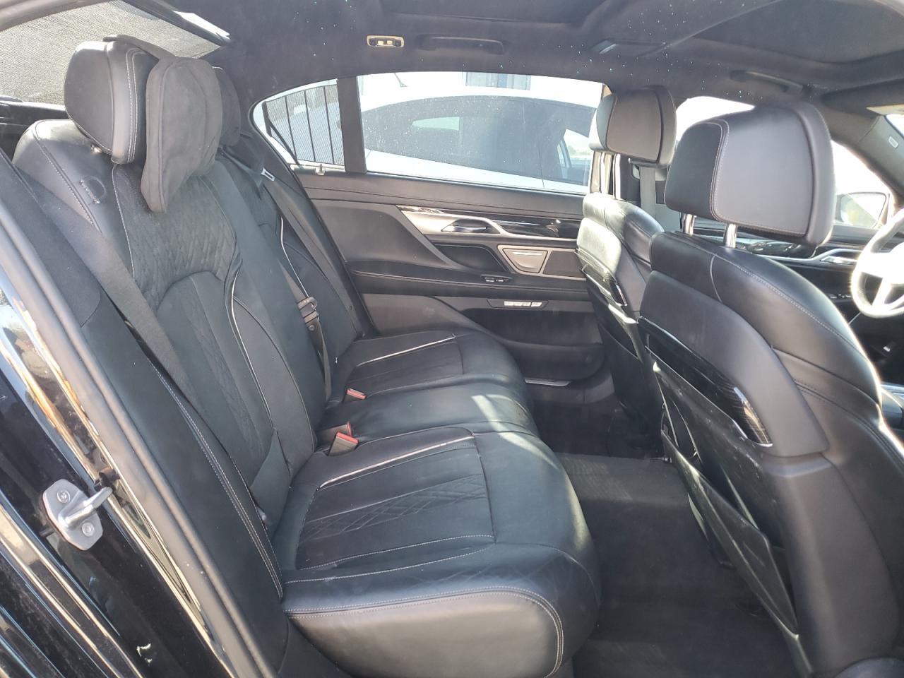 2016 BMW 7 series