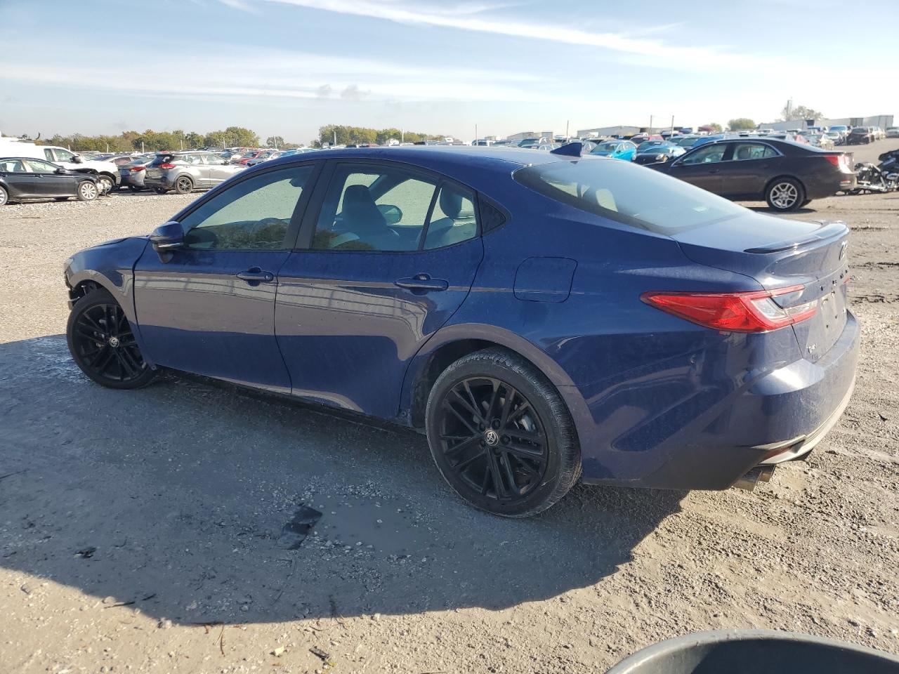 2025 TOYOTA CAMRY