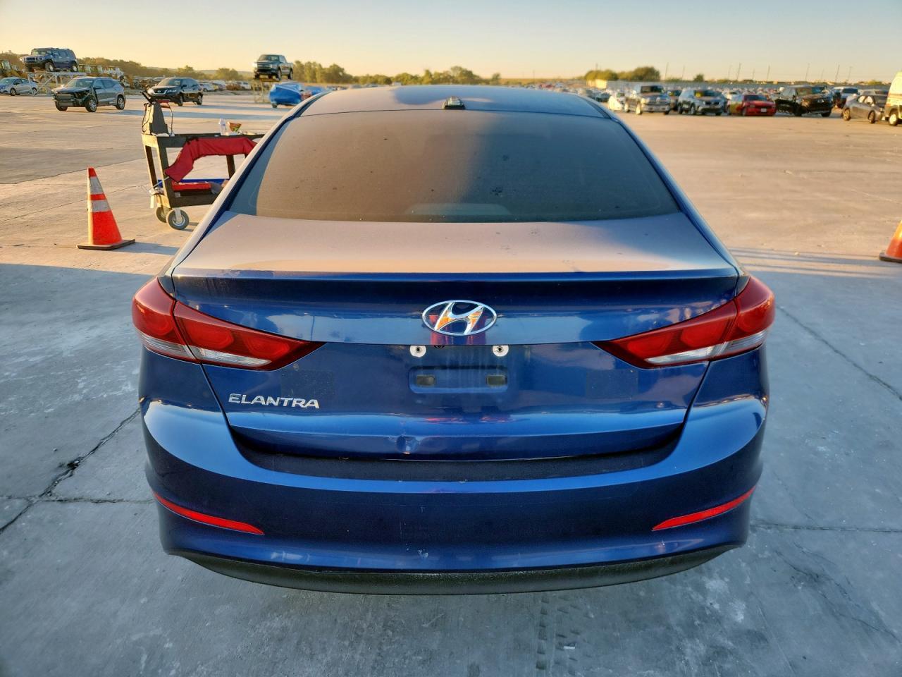 2017 HYUNDAI ELANTRA
