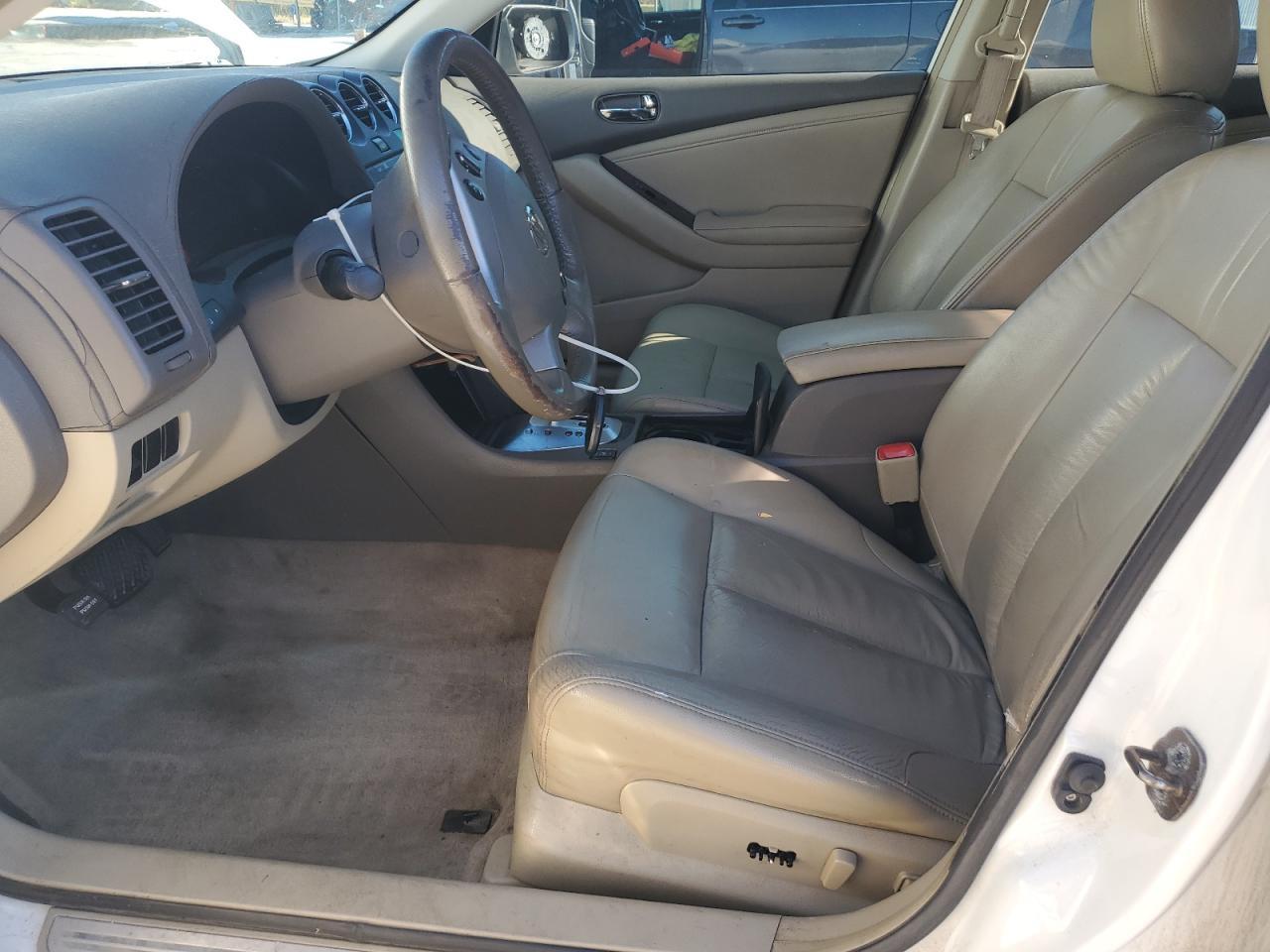 2009 NISSAN ALTIMA