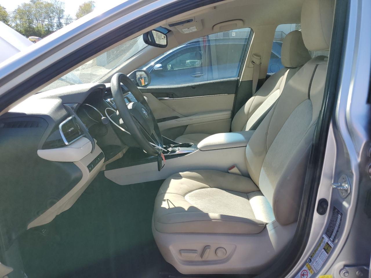 2018 TOYOTA CAMRY
