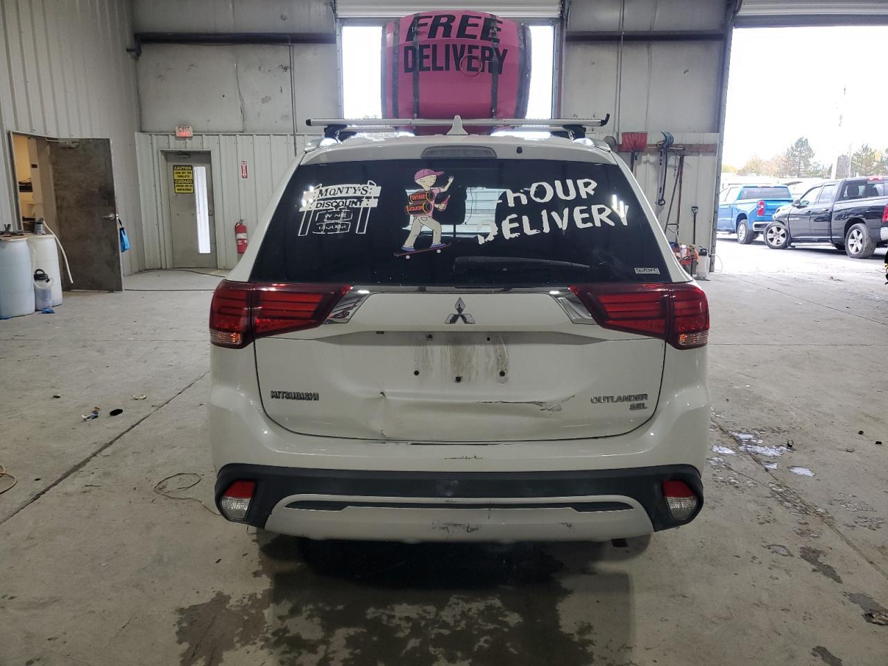 2019 MITSUBISHI outlander