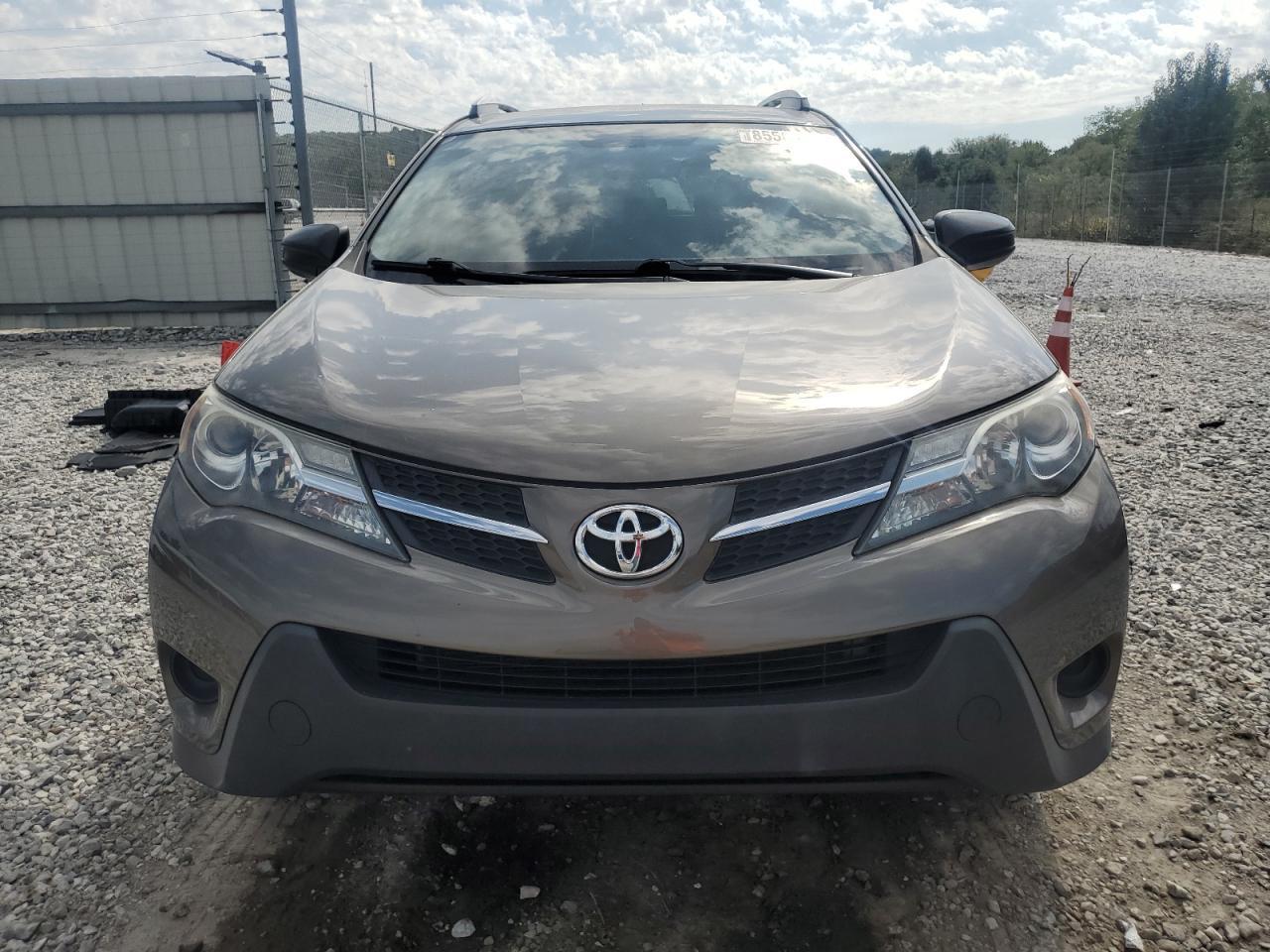 2015 TOYOTA RAV4
