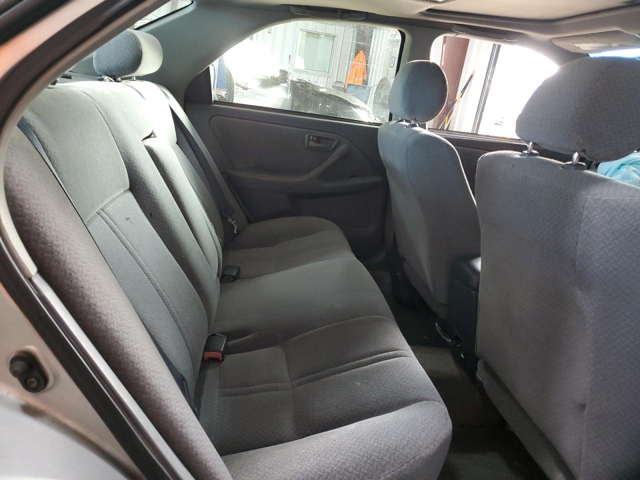 2001 TOYOTA CAMRY