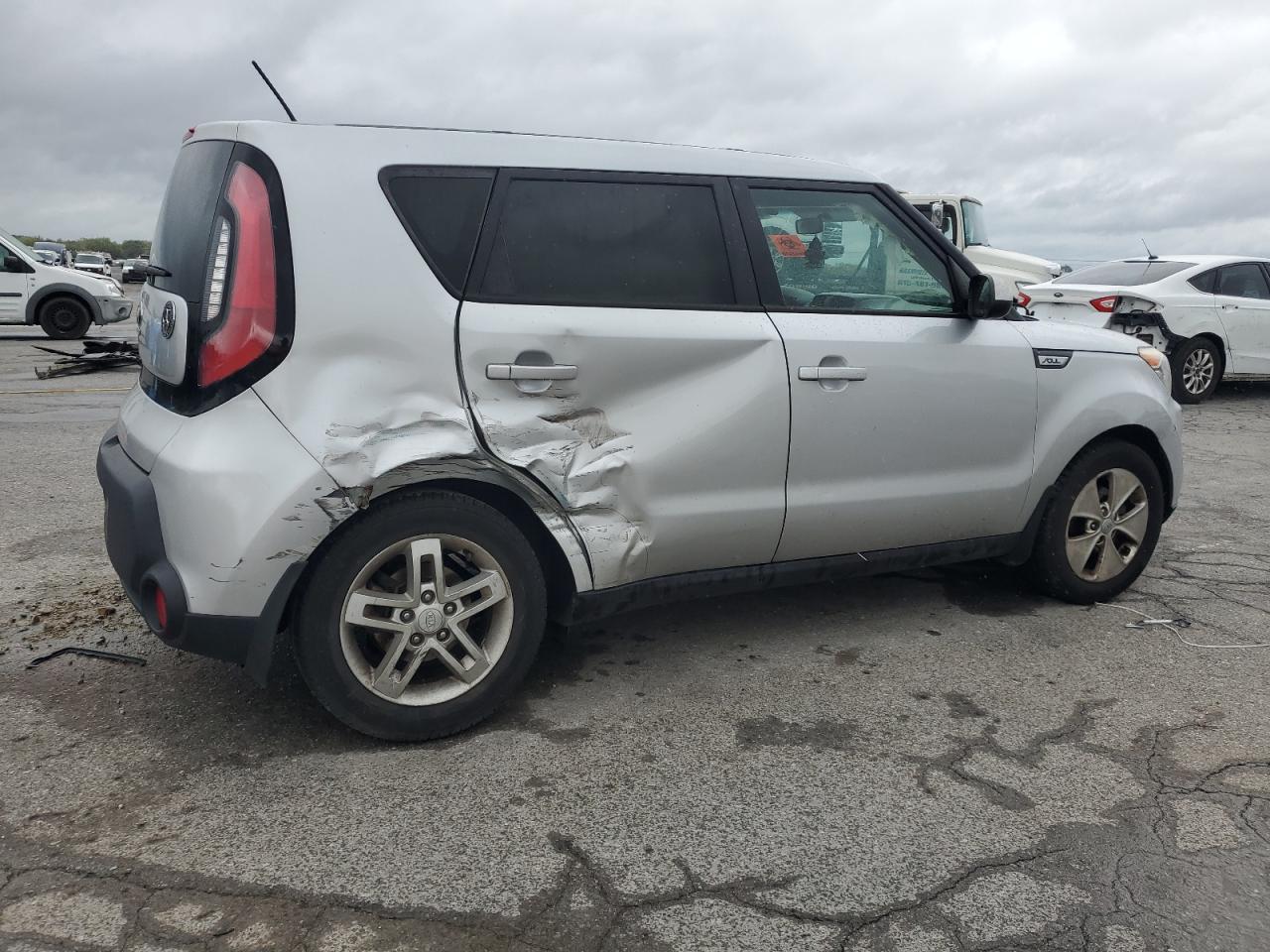 2016 KIA SOUL