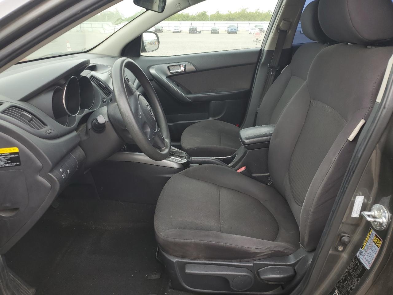 2013 KIA FORTE
