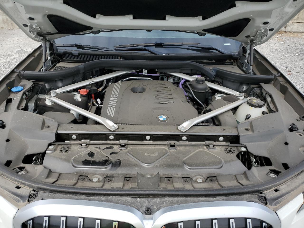 2024 BMW X7