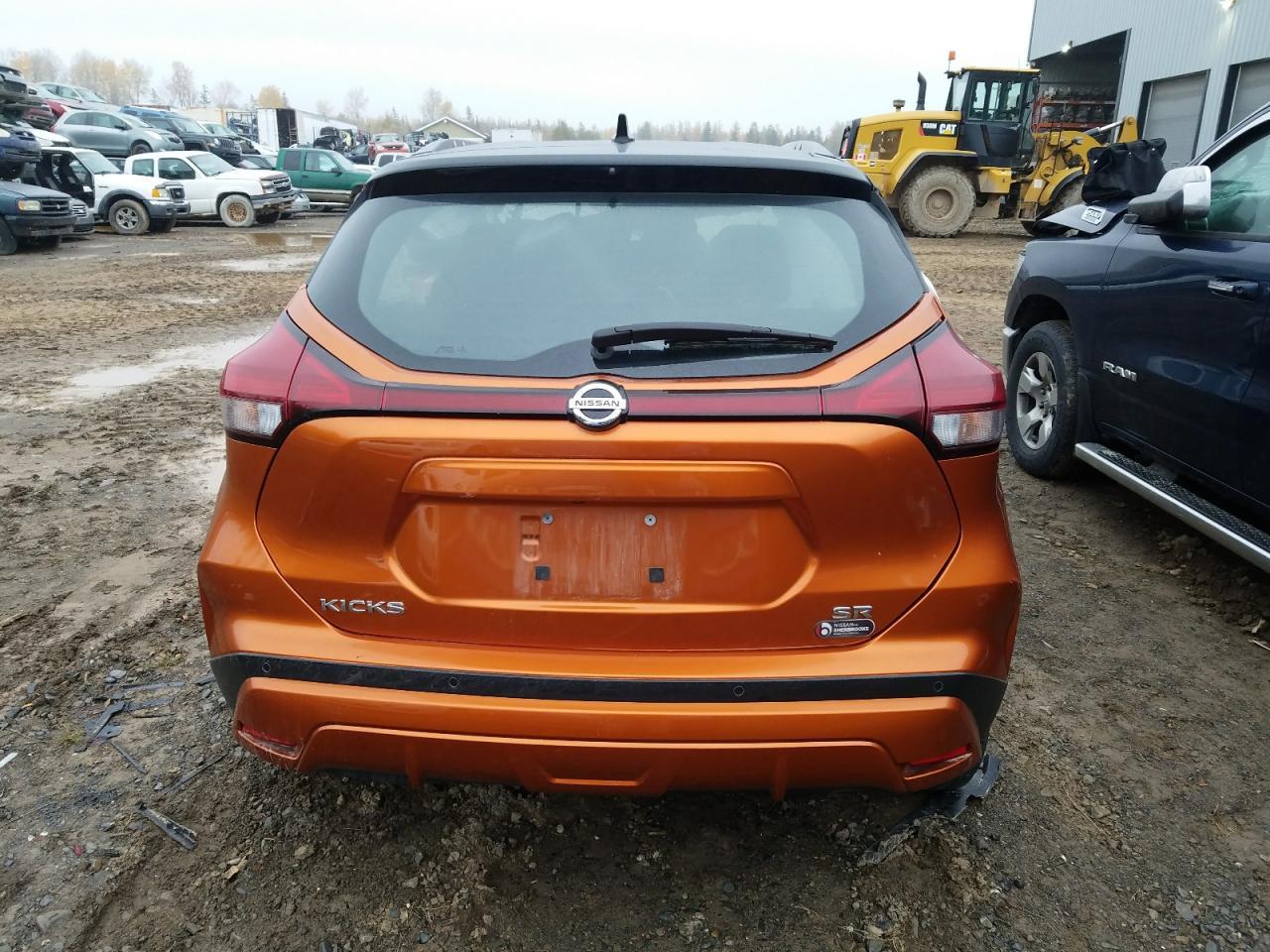 2021 NISSAN KICKS