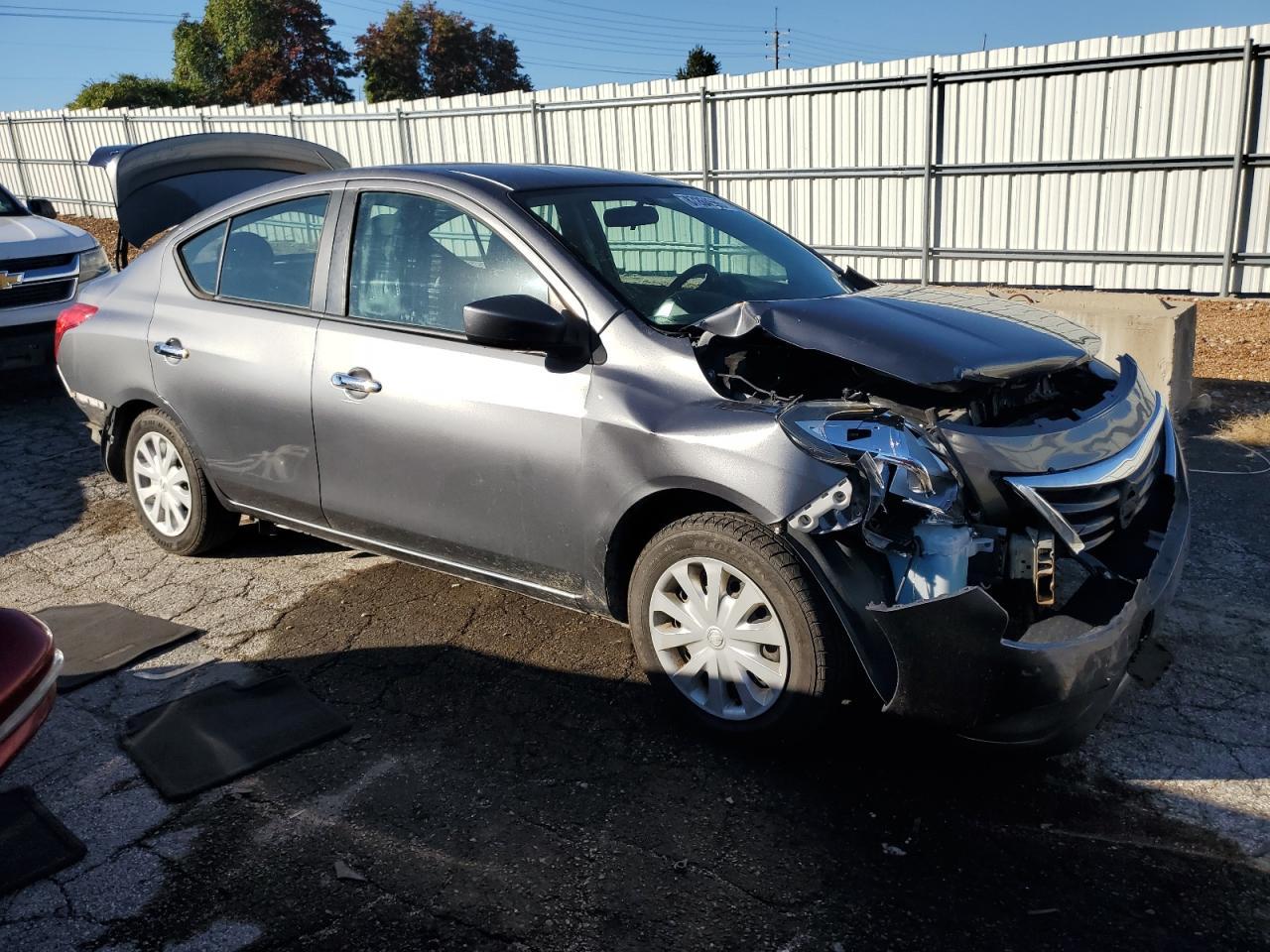 2019 NISSAN VERSA