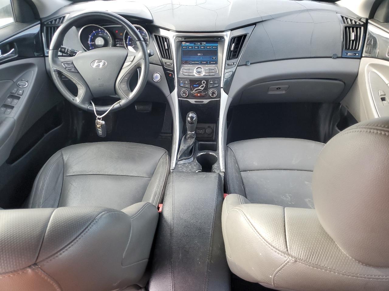 2013 HYUNDAI SONATA