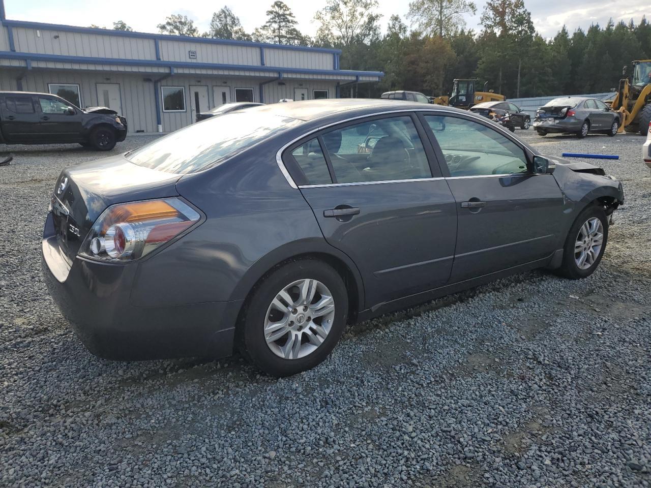 2011 NISSAN ALTIMA