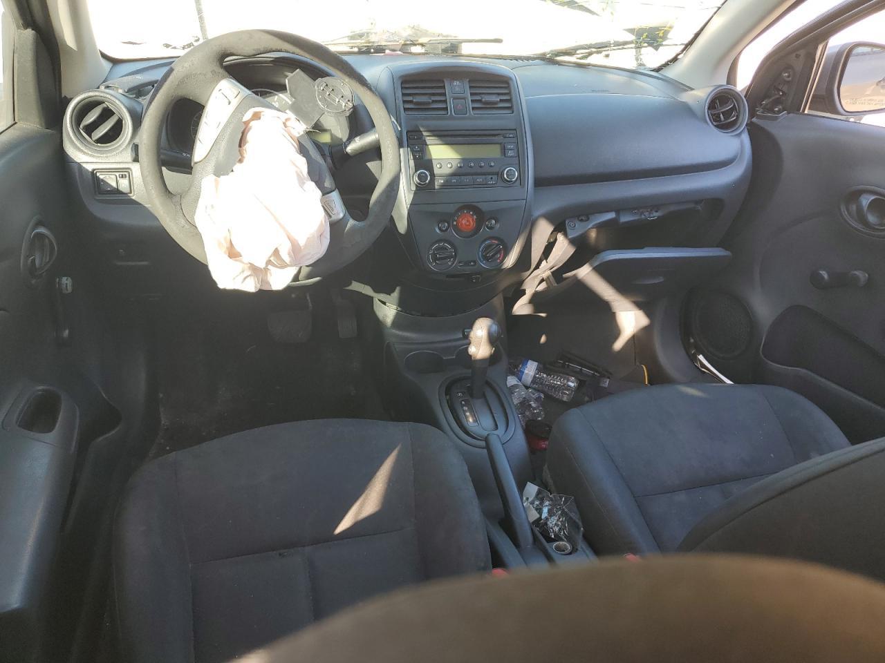 2016 NISSAN VERSA