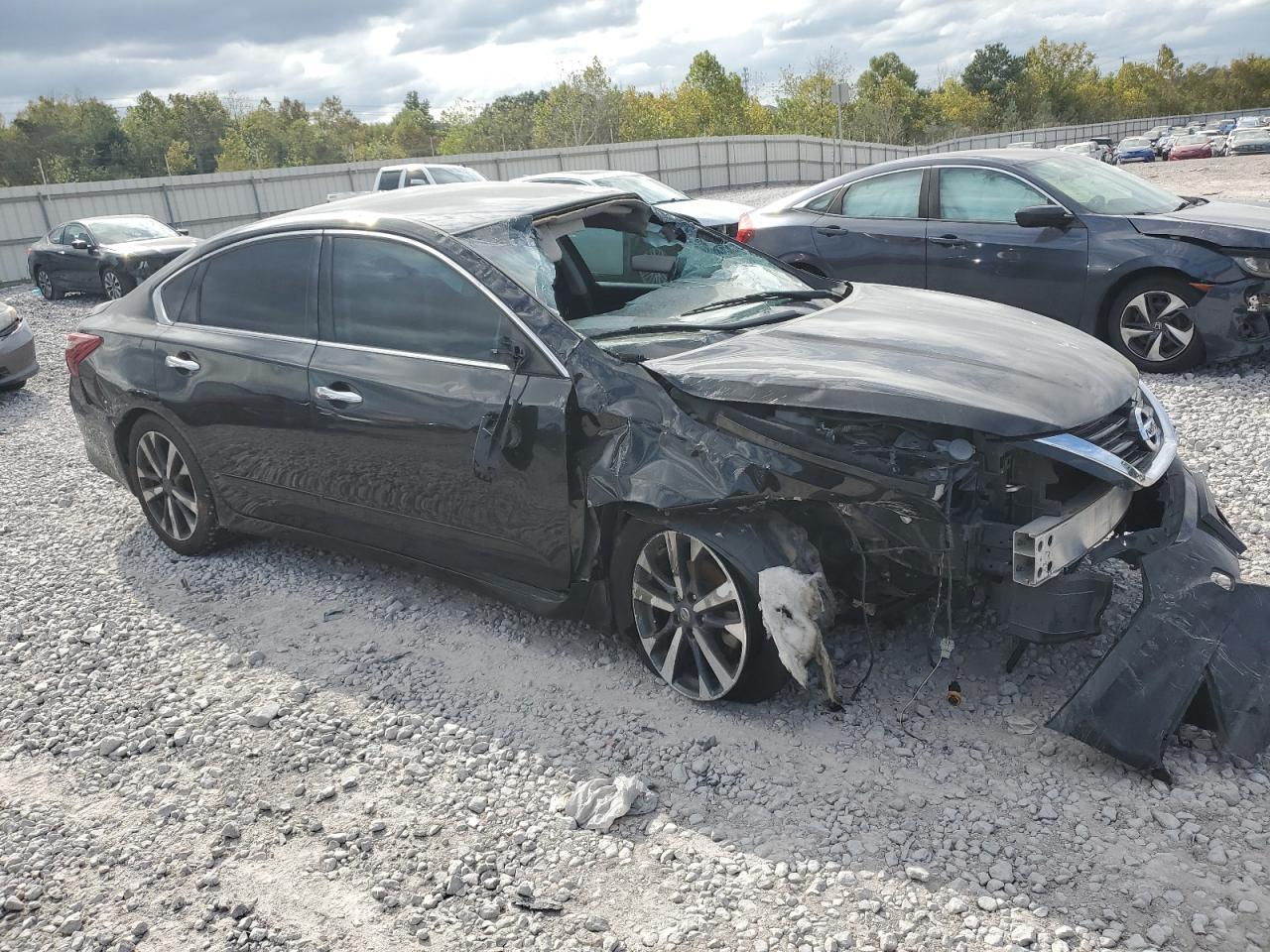 2017 NISSAN ALTIMA