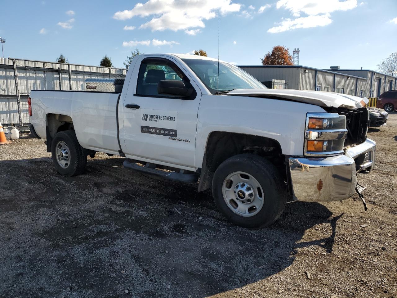 2018 CHEVROLET Silverado