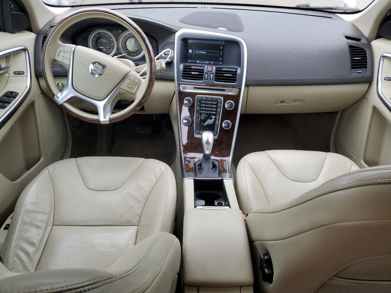 2013 VOLVO XC60