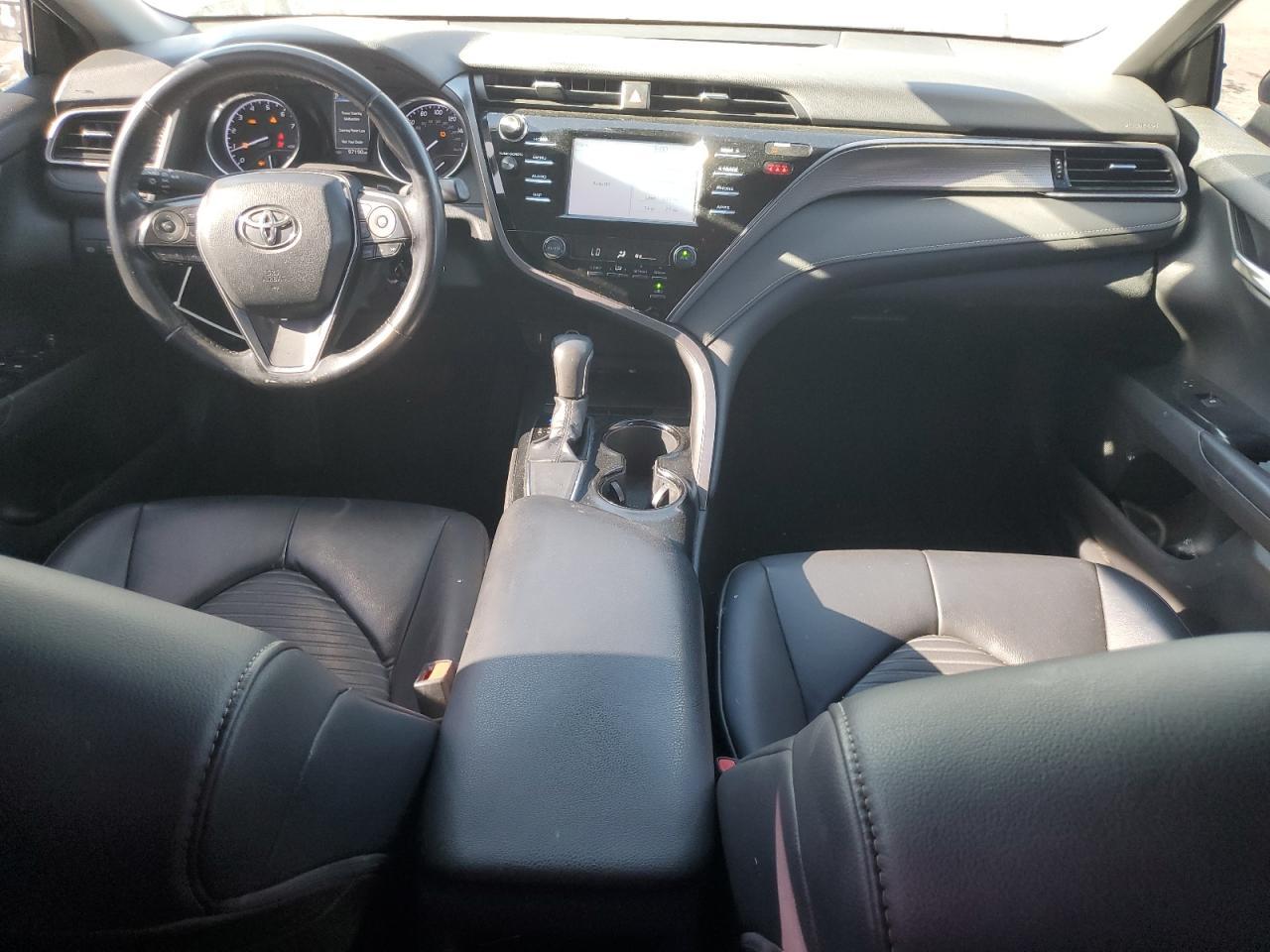 2019 TOYOTA CAMRY