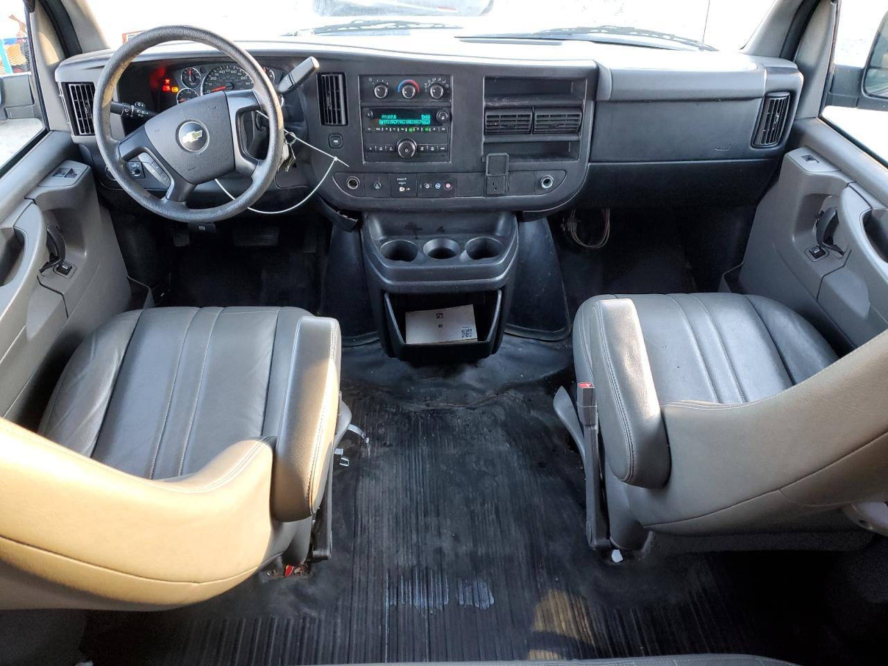 2015 CHEVROLET Express 3500