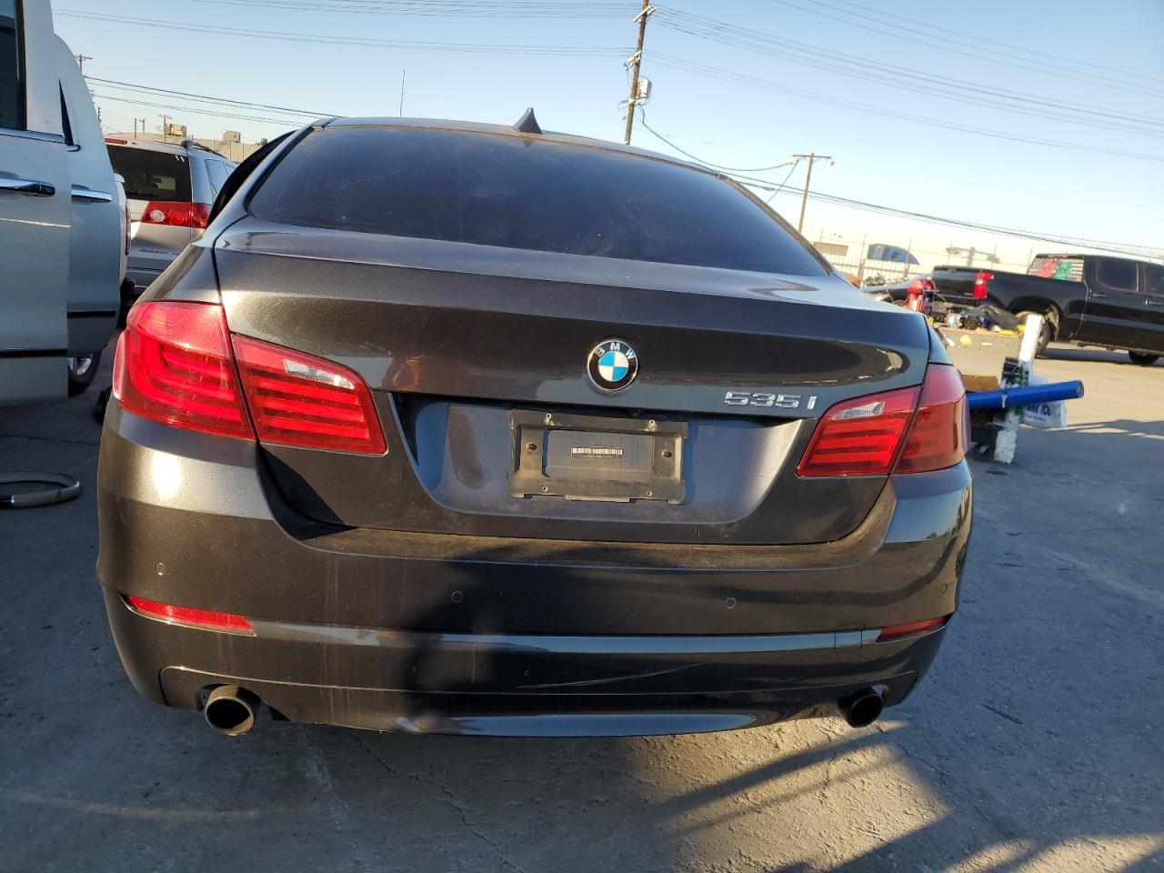 2011 BMW 5 series
