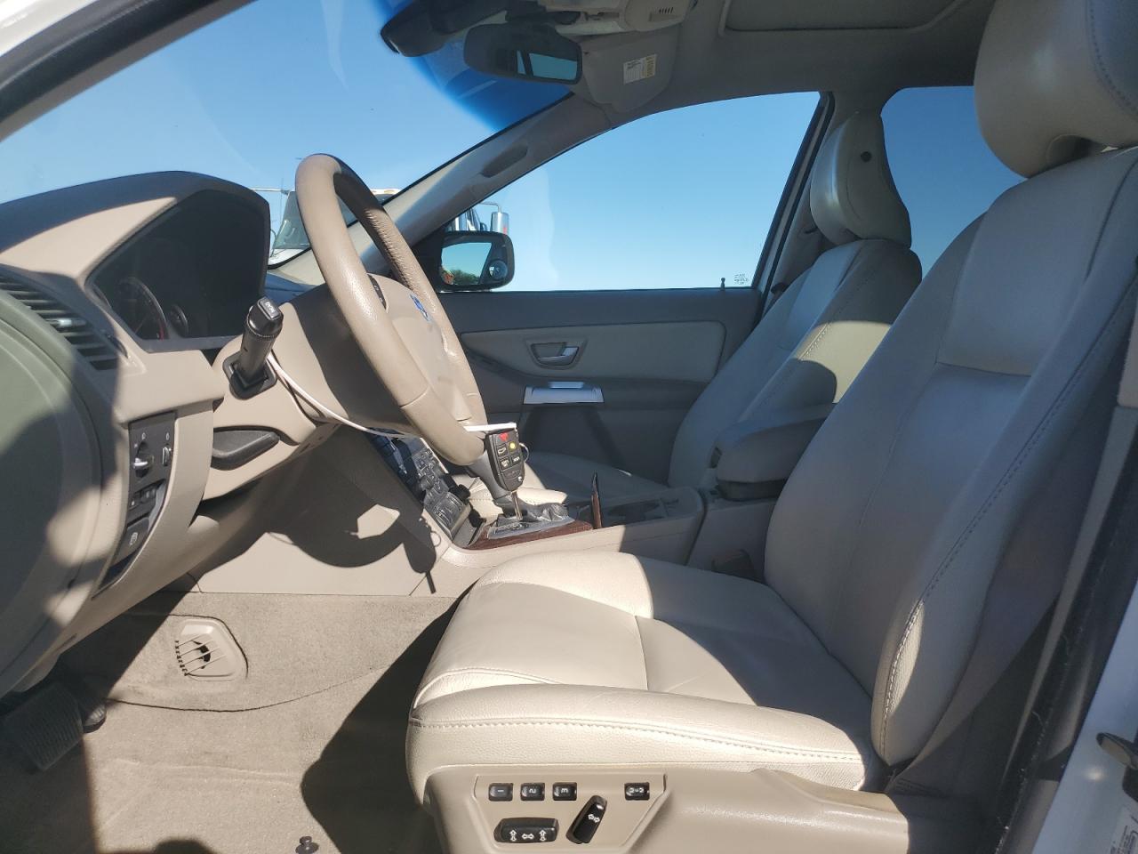 2006 VOLVO XC90