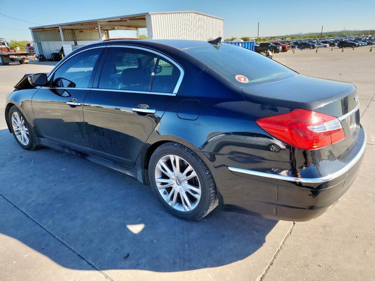 2013 HYUNDAI GENESIS