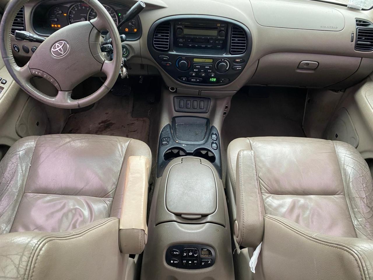 2005 TOYOTA Sequoia