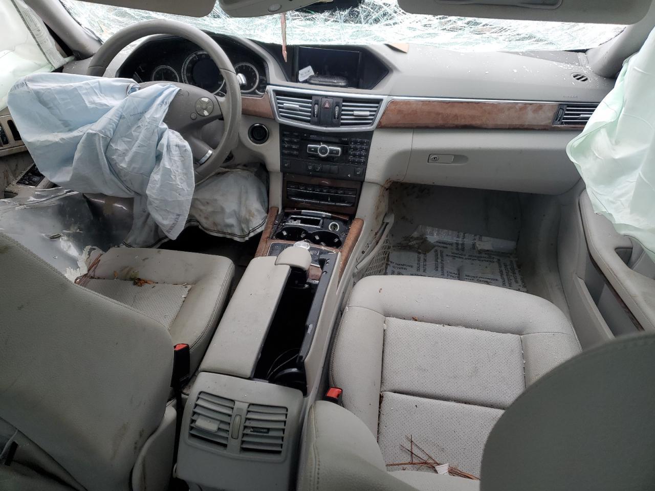 2013 MERCEDES-BENZ E-Class