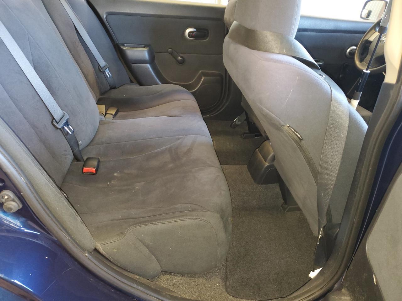 2009 NISSAN VERSA