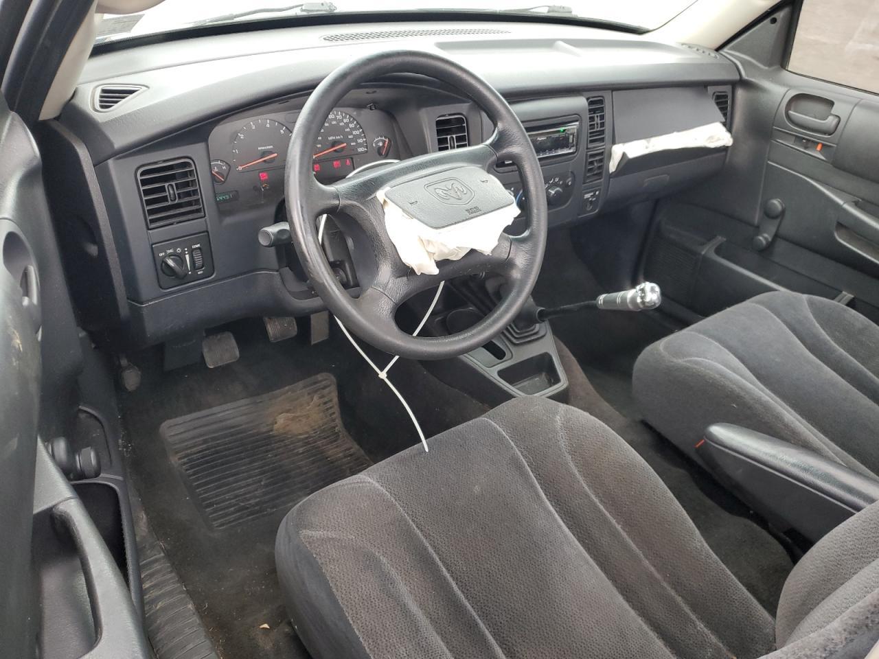 2004 DODGE Dakota