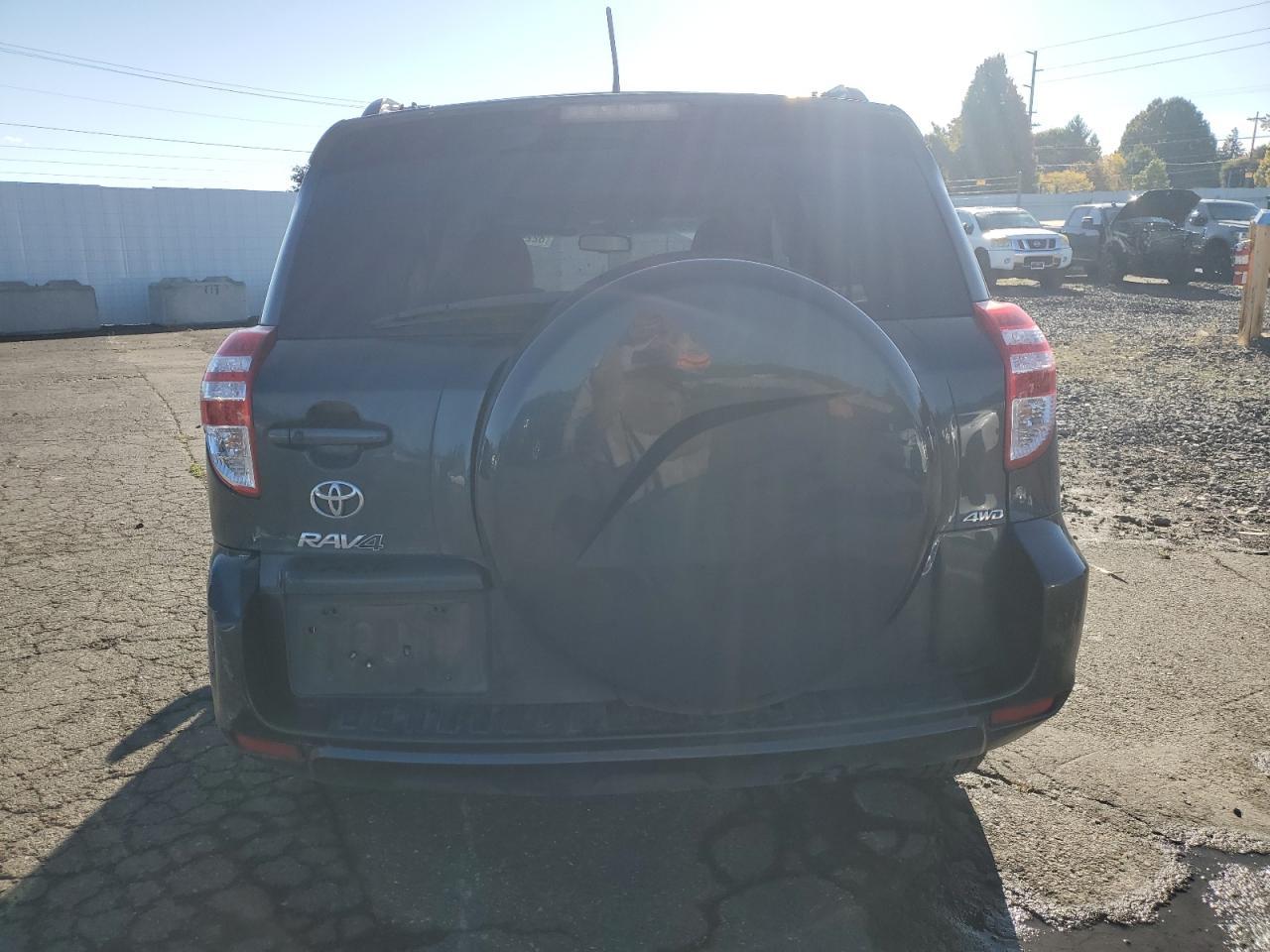 2011 TOYOTA RAV4