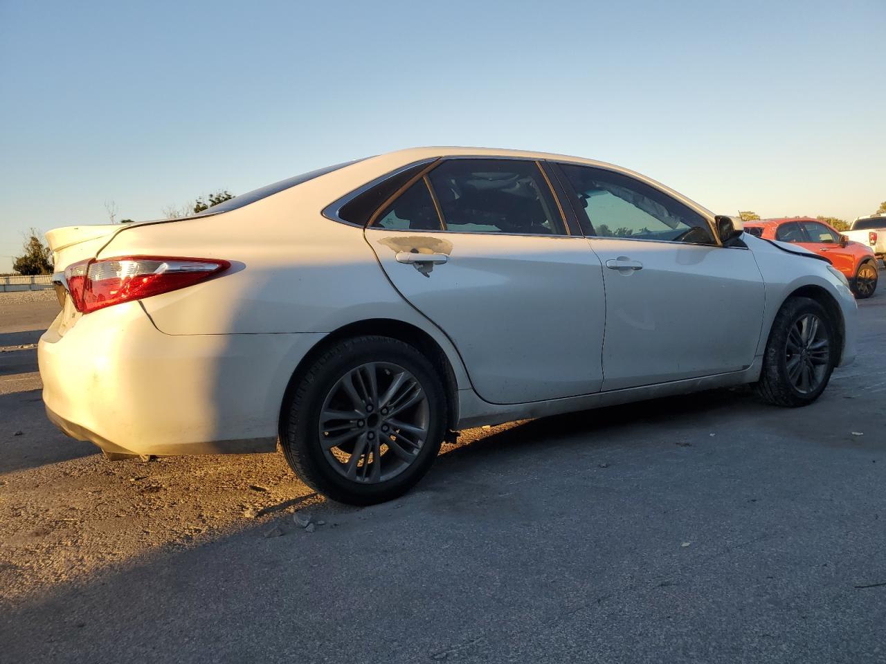 2015 TOYOTA CAMRY