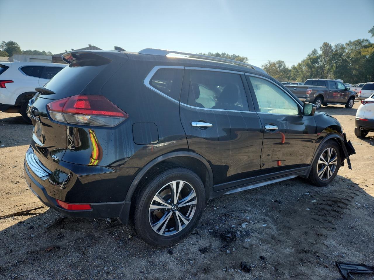 2019 NISSAN ROGUE