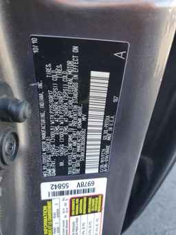 2011 TOYOTA SIENNA