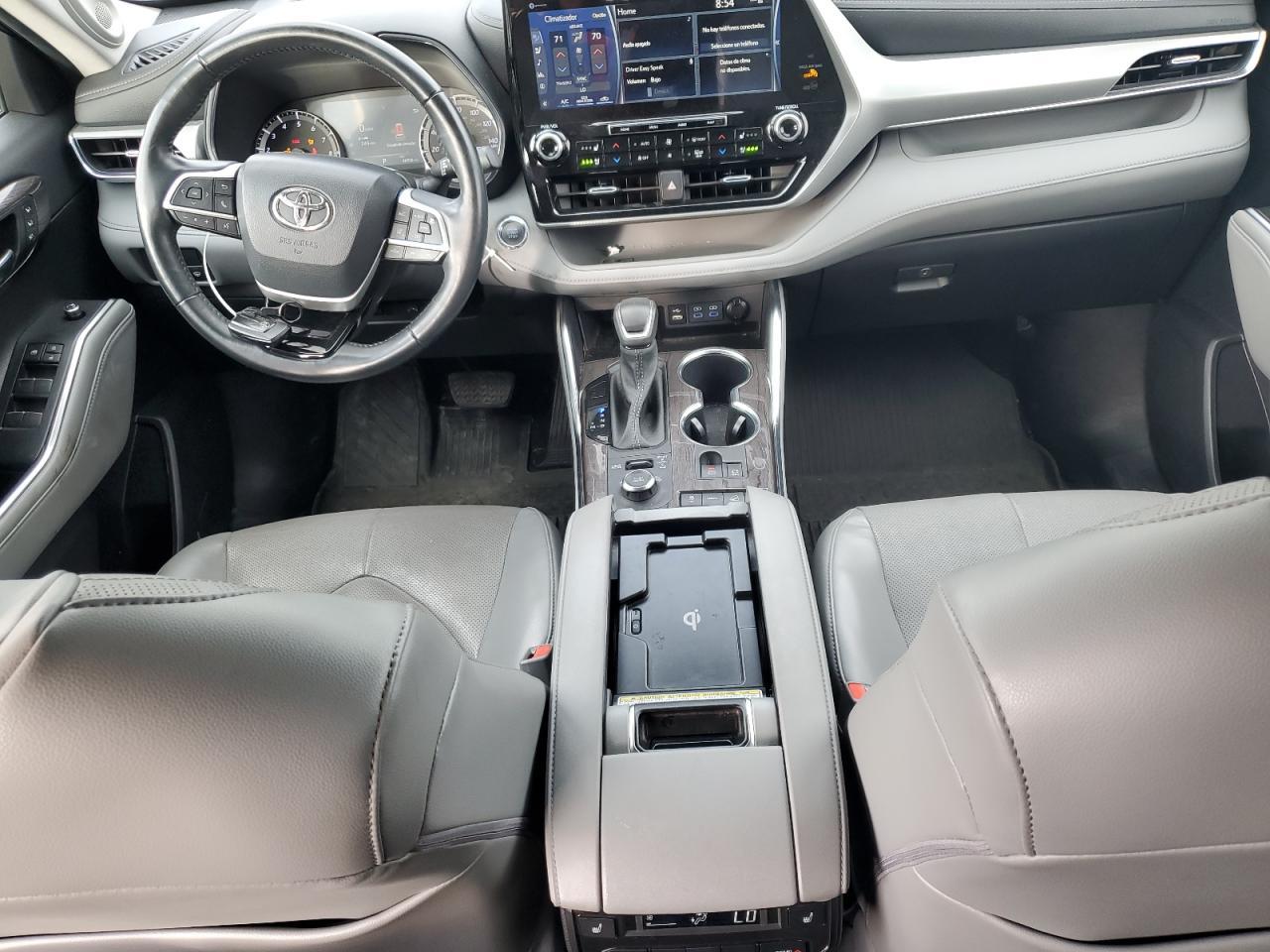 2022 TOYOTA HIGHLANDER
